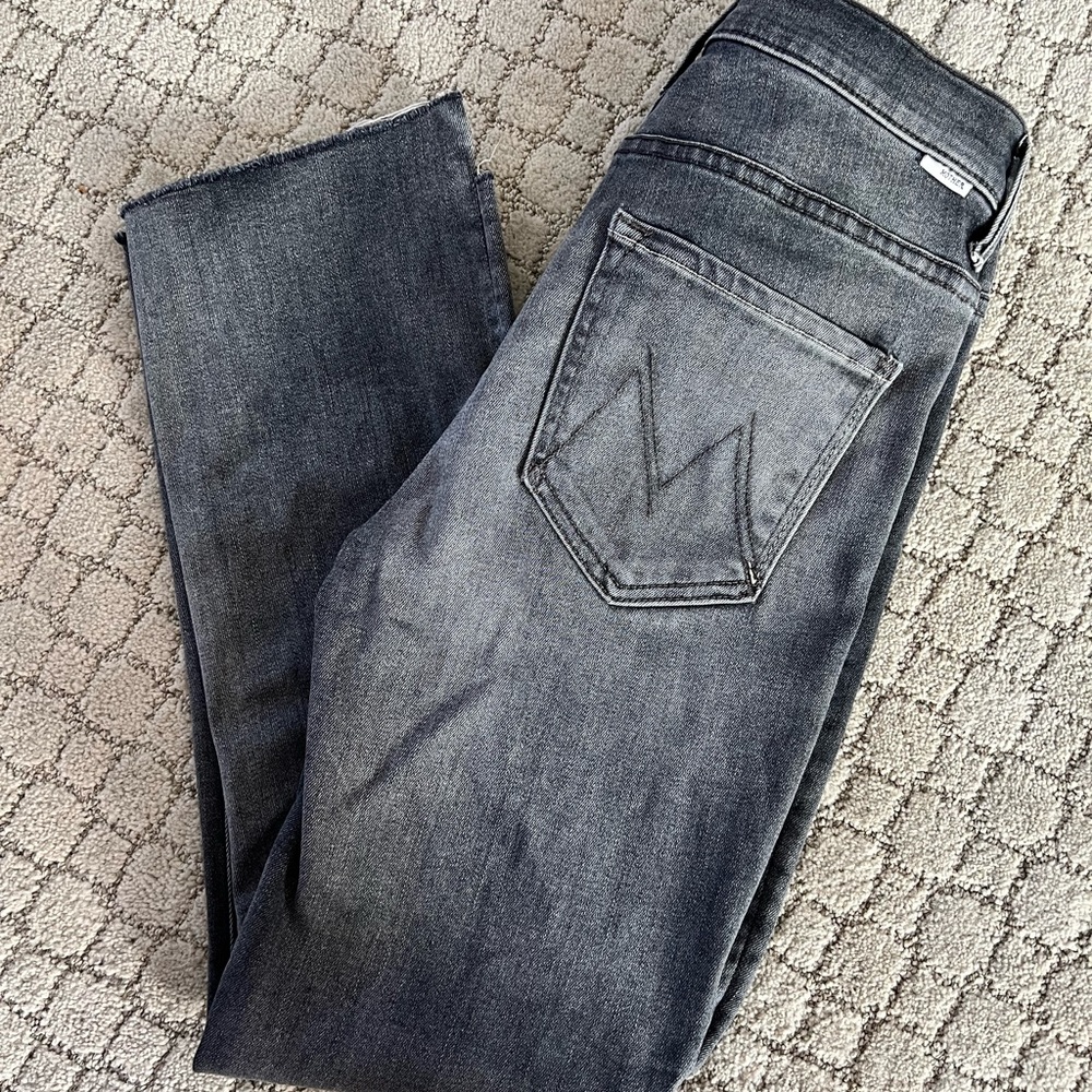 Mother Denim Insider Crop Step Fray